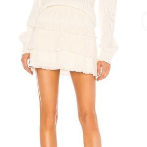 x REVOLVE Beni Skirt in Ivory
House of Harlow 1960